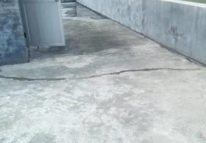 通河楼顶漏水维修公司分享下如何解决卫生间隐蔽部位漏水的问题?